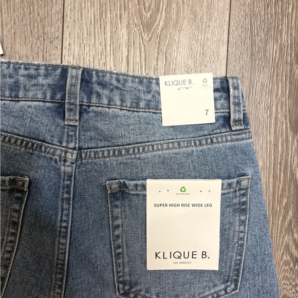 Klique B. Super high rise wide leg Blue Distressed Women Jeans - Picture 10 of 11